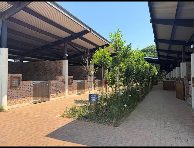 2,520M² VACANT LAND FOR SALE IN SEATON ESTATE
